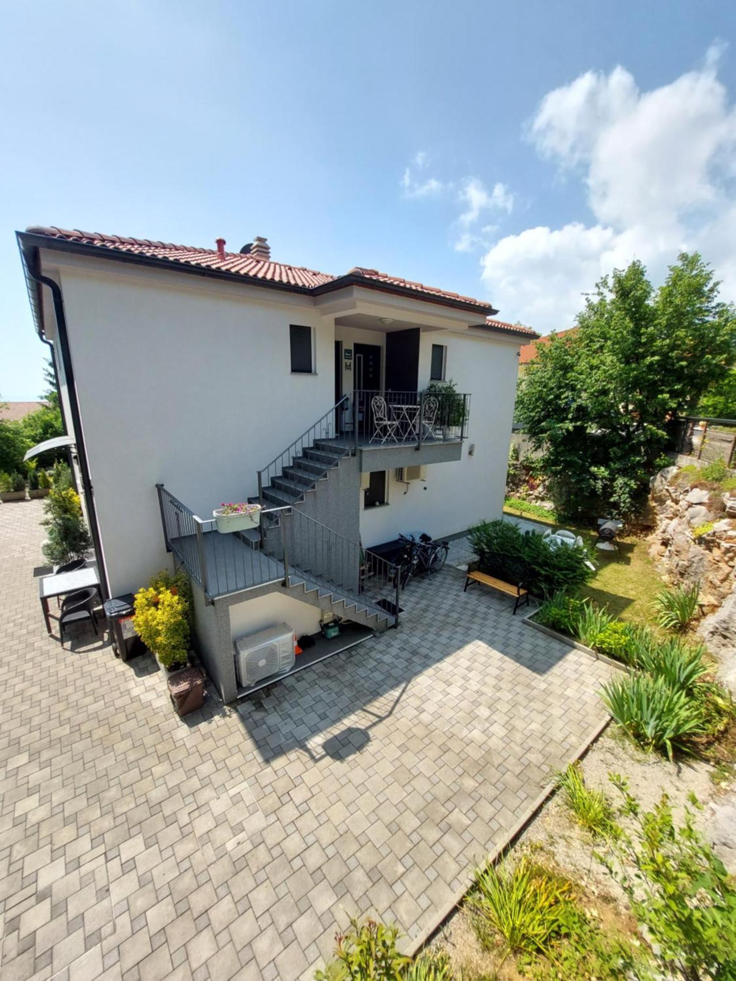 Villa Madlen Icici Luaran gambar