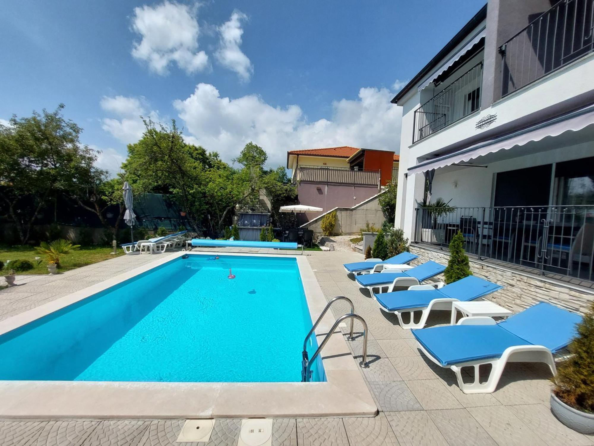 Villa Madlen Icici Luaran gambar